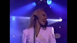 Hoy la Luna Sale para Mi - Mónica Naranjo - En Vivo y en Color