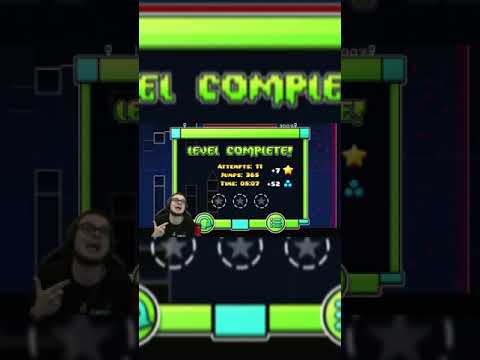 МОМЕНТЫ ИЗ У МЕНЯ ГЛАЗА В РАЗНЫЕ СТОРОНЫ ОТ ЭТОГО УРОВНЯ! НАСТОЯЩИЙ РОК! (GEOMETRY DASH) #Shorts