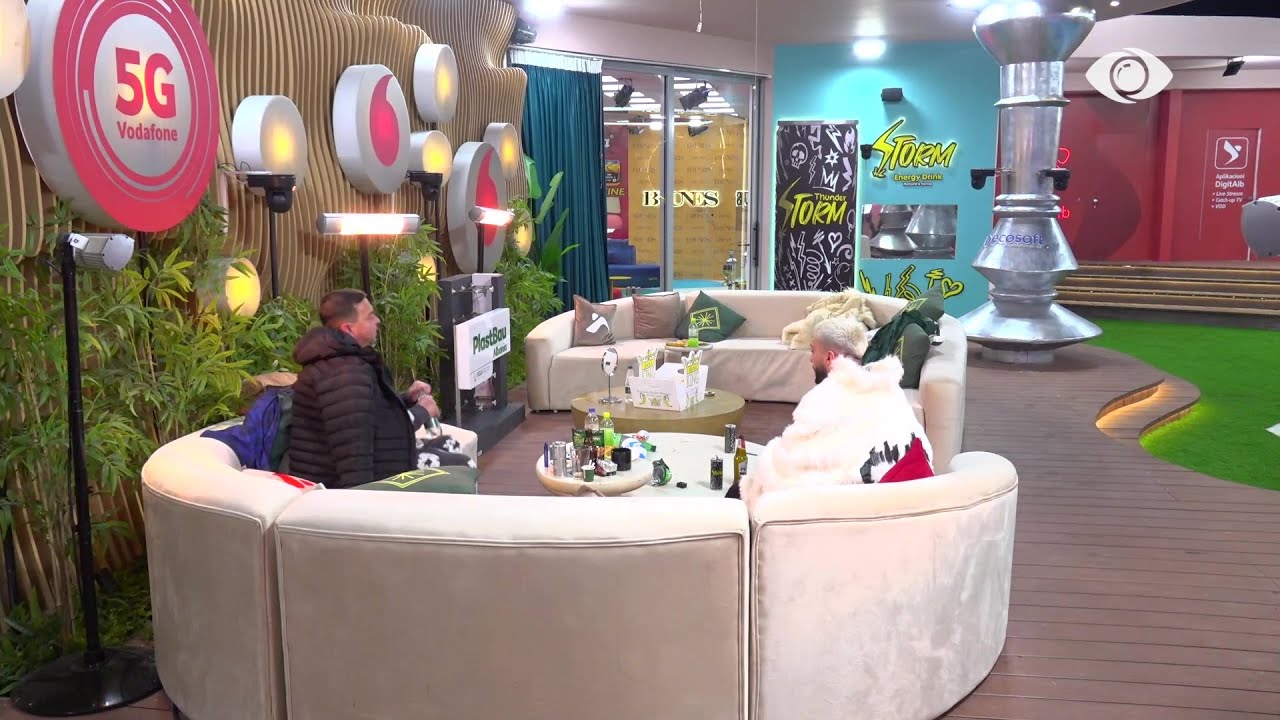 “Loja që bën, është e bukur për ty?”/ Klajdi-Gjestit: Çfarë pret tjetër, do ta ekzagjerosh më shumë?