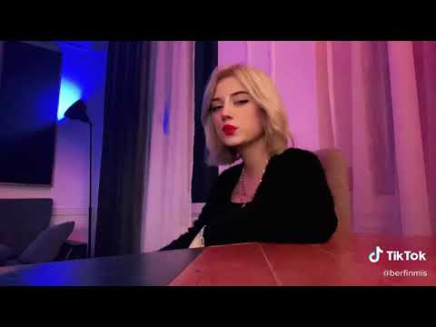 Berfin mis müzik söylüyoooo spotfy bunu alsa müq olurğğğğ