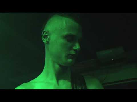 Aeulurus ir Raskladuskes koncas arba Lietuvisko metalo ypatumai