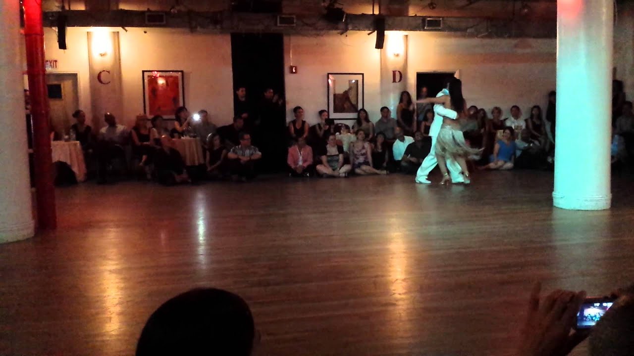 Argentine Tango: Alejandro Barrientos & Rosalie Gasso - Parque Patricios