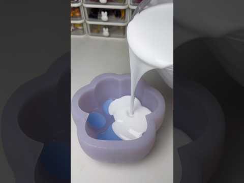 How to make a super big cat’s paw #squishy #stressfree #stressrelief #handmade #diycraft #diy