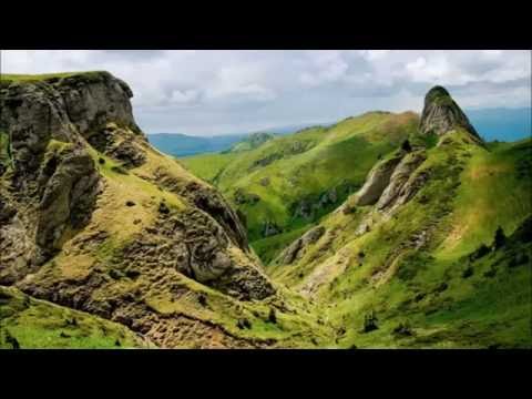 "Mihail Sadoveanu", de Nicolae Labiș...recită Adina Speranta