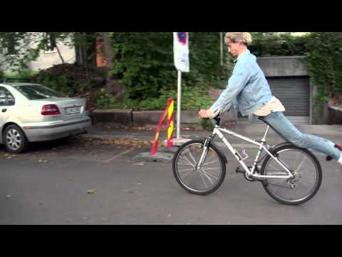 Kollektivet: Mann uten knær