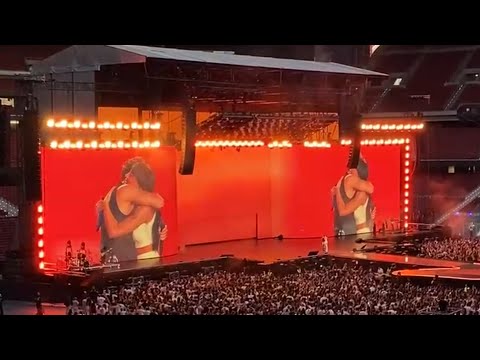 “SI TU LA QUIERES” y “MI PRINCESA” - David Bisbal y Aitana (En directo Estadio Metropolitano)