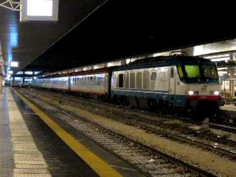 Euronight 236 "Allegro Don Giovanni" Venezia - Wien hauled by FS E402A at Venezia S.Lucia