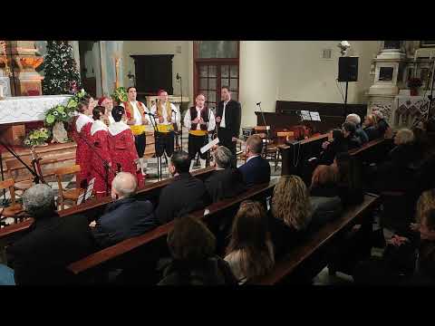 Božićni koncert zbora i klapa FA Linđo