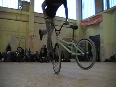 sebastian pospischil qualli.beim wittenberger flatlandball 2010 (5)