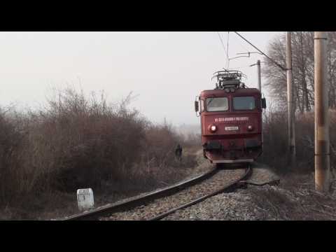 Tren IR1833 Iasi - Timisoara Nord trece intarziat prin Scheia cu 515' cu EA699 - 23.03.2017