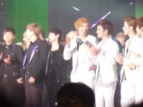 120829 - Incheon Sky Festival (MuBank) - ENDING Part 1 (EXO-K + SuJu Siwon focus)