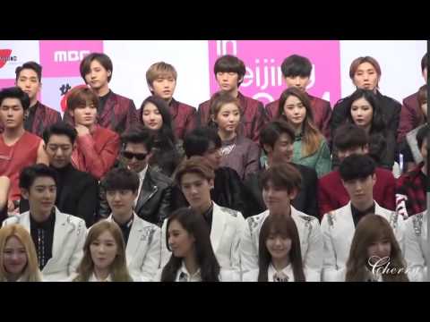 [FANCAM] 141025 EXO D.O. Sehun Baekhyun - KMW Press Con in Beijing 1