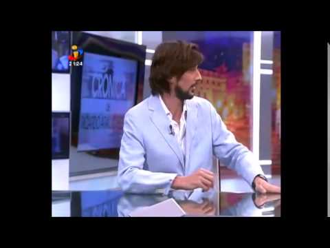 Crónica de Ricardo Araújo com Bruno Nogueira