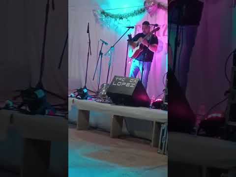 Ariel Martinez y su guitarra general Alvear Mendoza Argentina