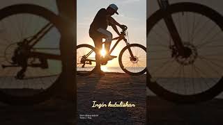 Download lagu Story Wa Galau Disini dibatas kota ini (story wa) mp3