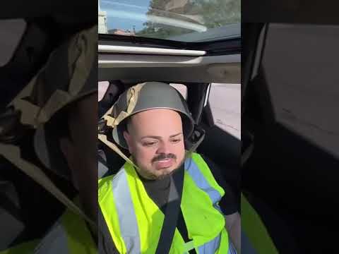 EMBARRASSMENTS - IN THE CAR