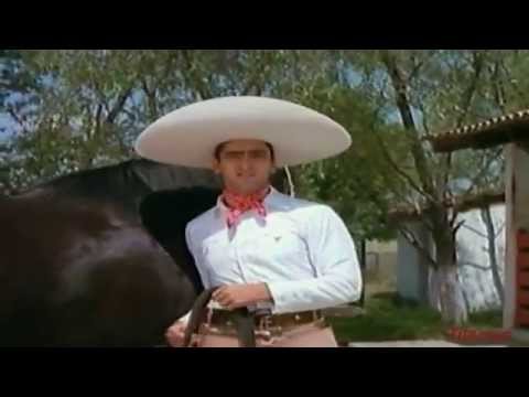 Cascos Ligeros Alejandro Fernandez (Vídeo oficial)