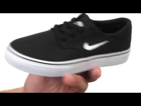 Nike SB Kids SB Clutch (Little Kid)  SKU:8511026