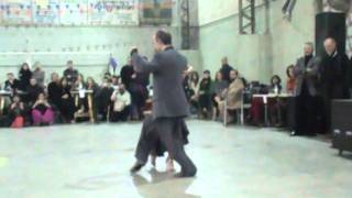 KARINA COLMEIRO Y HORACIO GODOY EN LA MILONGA DEL MORAN