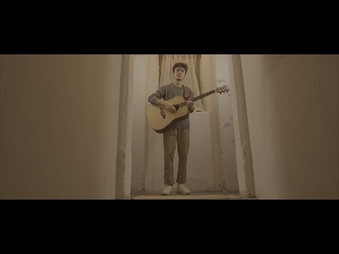 Retro - Hayez! (Official Music Video)