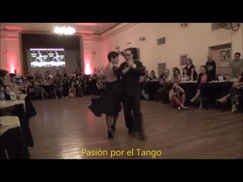 AURORA LUBIZ y JONATHAN SPITEL Bailando el Tango REMOLINO en la Milonga SOLIDARIA