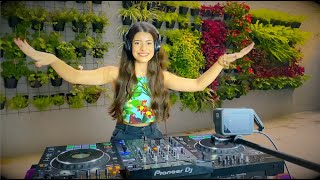 Download lagu Sarah Kraz - Melodic Techno & Progressive House Mix [Meduza, Miss Monique, Innellea, Bodzin] mp3