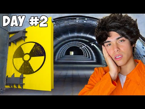 $1 vs $1,000,000,000 Nuclear Bunker!