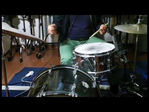 Paradiddle-diddle permutation applied to jazz drumming