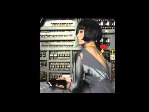 椎名林檎 ニュートンの林檎 初めてのベスト盤 アルバム全曲解説 採れたてセルフカバーのお味は の4ページ目 音楽メディアotokake オトカケ 椎名林檎 ニュートンの林檎 初めてのベスト盤 アルバム全曲解説 採れたてセルフカバーのお味は の4ページ目 音楽メディアotokake オトカケ