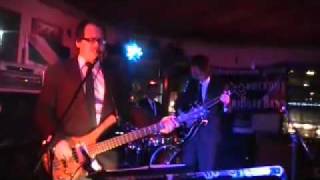 LOVE ME DO - EIGHT DAYS A WEEK