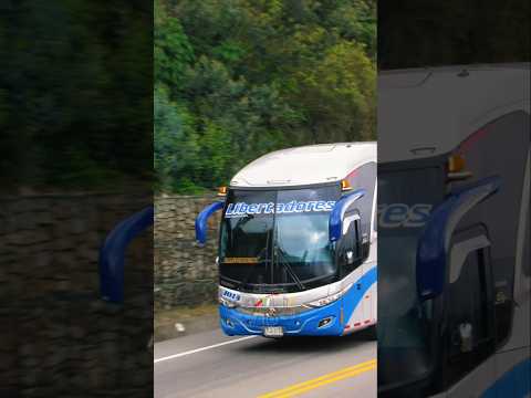 Por Chipaque Cundinamarca Colombia 🌨️☔ #camiones #tractomulas