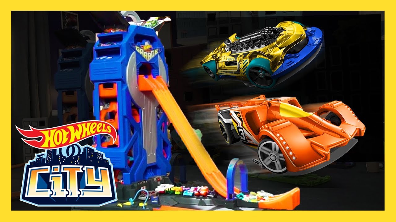 Watch video HUGE JUMP at the MEGA GARAGE | New News | @HotWheels Now HUGE JUMP at the MEGA GARAGE | New News | @HotWheels
