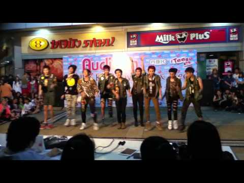 [130328] BB Addict cover SNSD :: I got a boy @Hello Korea by MBK