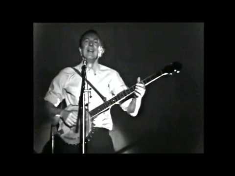 PETE SEEGER ⑩ Little Boxes (Live in Sweden 1968)