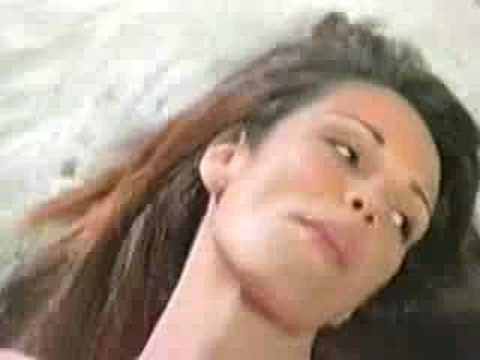 download lagu mp3 mp4 Alejandra Murray Baby, download lagu Alejandra Murray Baby gratis, unduh video klip Alejandra Murray Baby