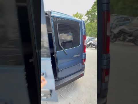 фото renault trafic iii 0
