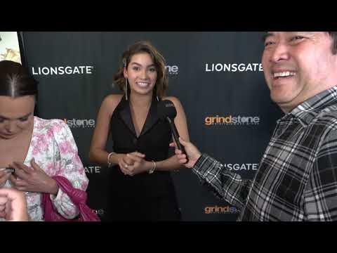 Alanna De La Rossa Carpet Interview at Dominique Premiere