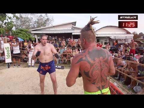 lehajolt a pénisz apró herék és pénisz