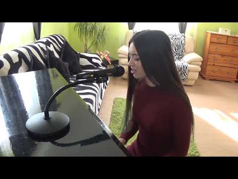 AlexandRRa Lupoae-”Ave Maria”- piano cover- LIVE