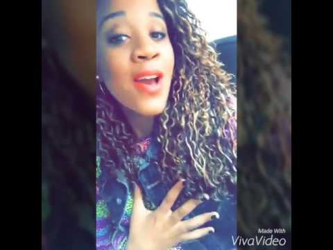 Homenagem para MC Thaysa