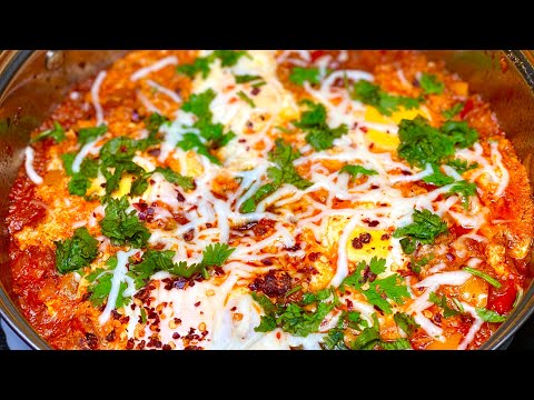 Shakshuka - Poached Eggs in Tomato Curry | Egg Curry recipe | Cheesy Egg Masala recipe | Egg masala