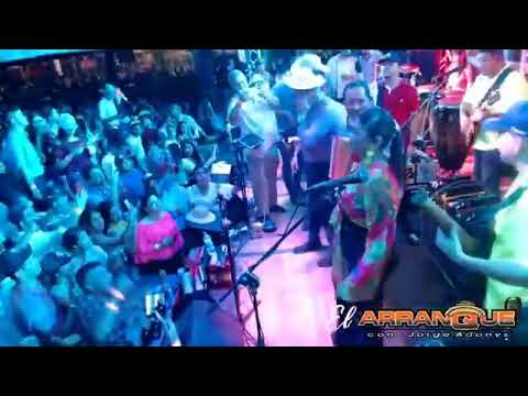 Jhonathan Chavez Junto A Nenito Vargas Reencuentro Historico 2022 en las tablas