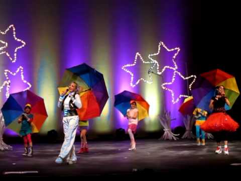 Armenian Children's group Hoy Lari @ concert 2010