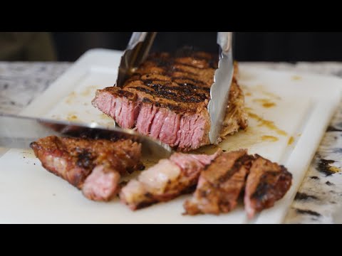 Grilling the Perfect Steak on the Big Green Egg | Backyard BBQ with Bob