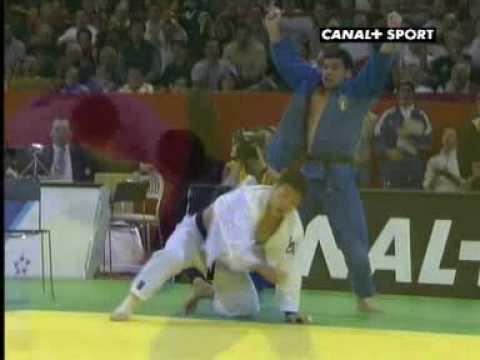 Judo - 2006 Paris Open - Maddaloni (ITA) - O Uchi Gari.avi