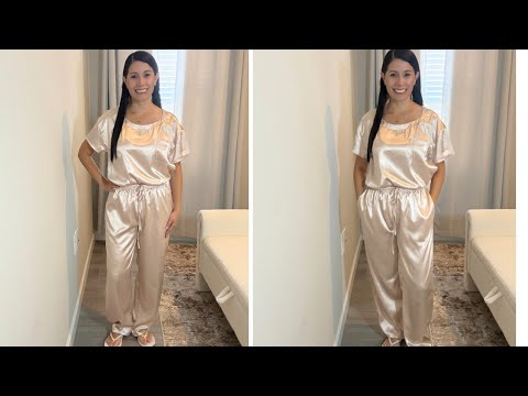 Tahari Pajama Set