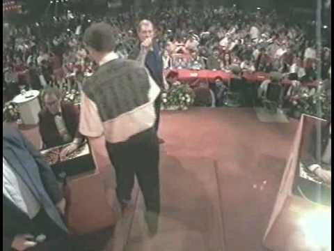 John Lowe vs Alan Warriner 1993 World Finals Part 5