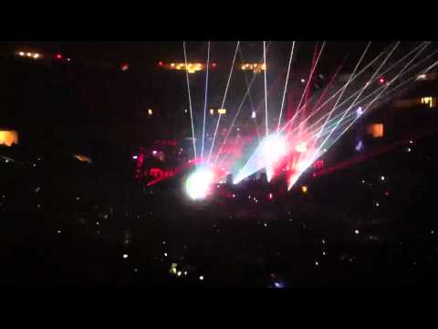 Swedish House Mafia Live @ Madison Square Garden: SHM vs. Knife Party - Antidote (Vocal Mix)