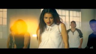 ZENDAYA- Remember Me: A CHRISTMAS SPECIAL