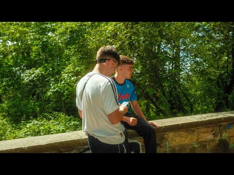 Bezo x Vince - Mont Klamott